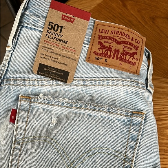 Levi’s NWT 27/28 - Picture 4 of 6